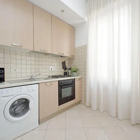 Terrazza Privata - Collegato A Roma E Aeroporto * فيوميتشينو