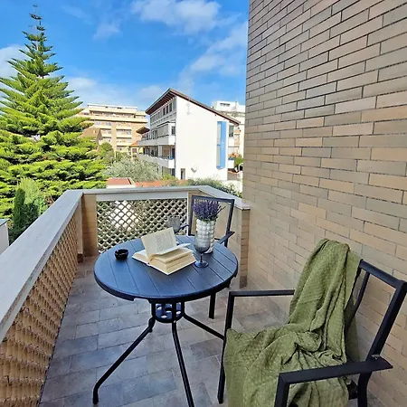شقة Terrazza Privata - Collegato A Roma E Aeroporto