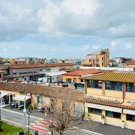 Terrazza Privata - Collegato A Roma E Aeroporto * فيوميتشينو